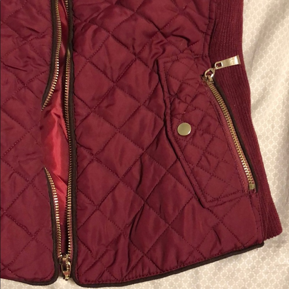 Vest - Picture 2 of 3